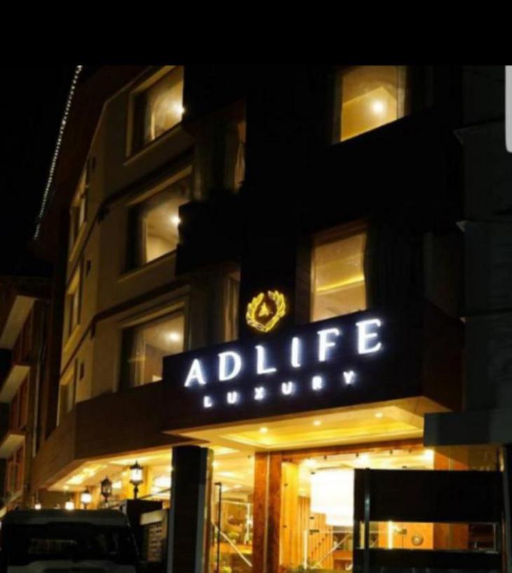 Hotel Adlife Luxury Srīnagar Zewnętrze zdjęcie